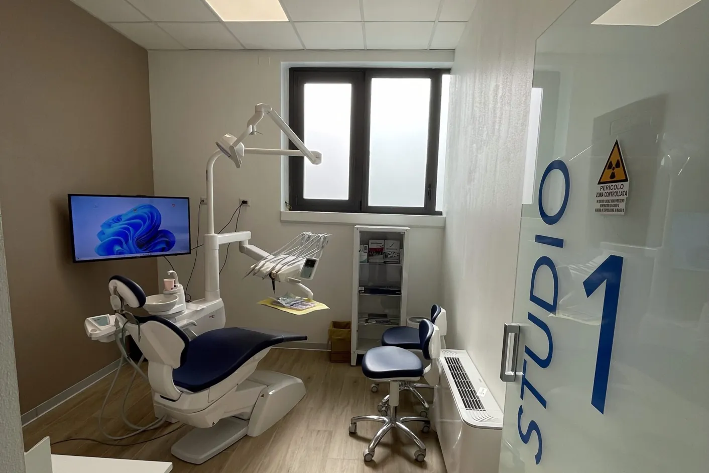 La sala operativa 1 dello studio dentistico di Via Carducci a Ghezzano